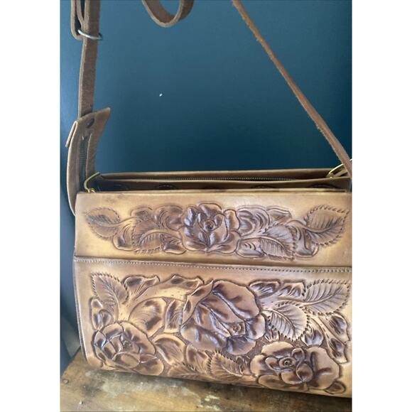 Vtg 70s Purse Leather Hand Tooled Brown Mexican Handbag Roses Floral Embossed - Picture 3 of 12